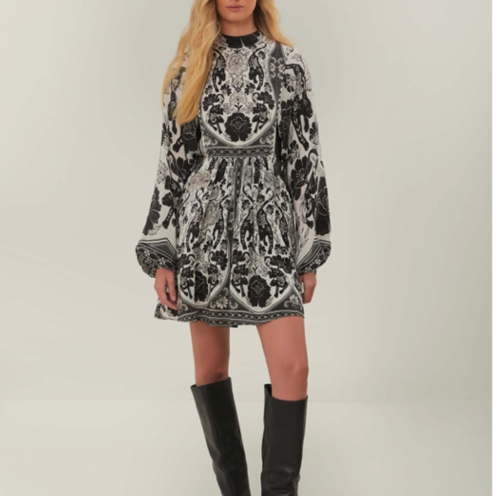 FARM Rio Off-White Flower Leopards Mini Dress Medium NWT